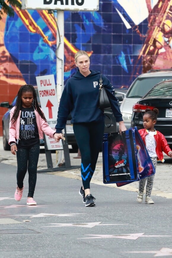 Exclusif - Charlize Theron avec ses enfants Jackson et August se rendent à la première du film Lego movie 2 à Hollywood le 1er février, 2019