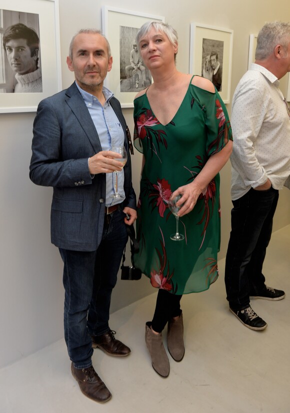 Exclusif - Sébastien Cauchon (diecteur de la communication Unifrance ) et Laurence Doumic - A l'occasion de l'anniversaire de ses 70 ans, UniFrance s'associe à la Galerie Cinema pour présenter "French Icons", première rétrospective des photographies de Philippe R. Doumic (1927-2013) le 18 avril 2019. © Veeren/Bestimage