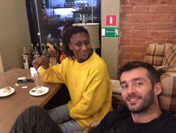 Siraba Dembélé, capitaine de l'équipe de France de handball, et Igor Pavlovic, photo Instagram 28 octobre 2016. Le couple attend son premier enfant pour la fin de l'année 2019.