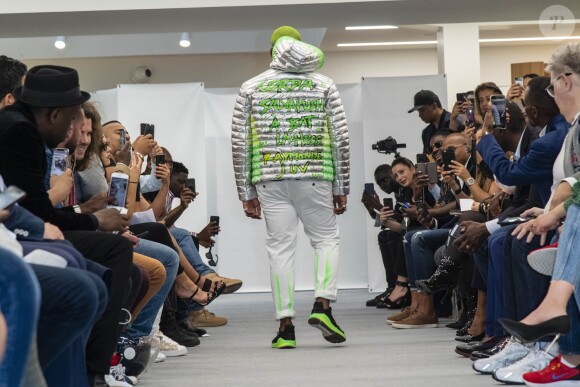 Exclusif - Présentation de la nouvelle collection de la marque DWN TWN par le créateur Dwen D. Corréa au concessionaire Bentley Paris Seine à Paris le 22 avril 2019. © Pierre Perusseau/Bestimage