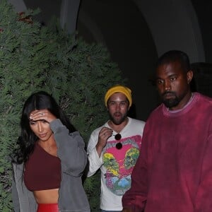 Kim Kardashian et son mari Kanye West - Les célébrités arrivent à la soirée d'anniversaire de Travis Scott aux Cinepolis Luxury Cinemas à Thousand Oaks. Le 25 avril 2019.