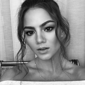 Polina Glen, la nouvelle petite amie russe de Johnny Depp.