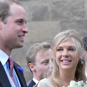 Le prince William et Chelsy Davy au mariage de Thomas van Straubenzee et de Lady Melissa Percy le 21 juin 2013 au château d'Alnwick.