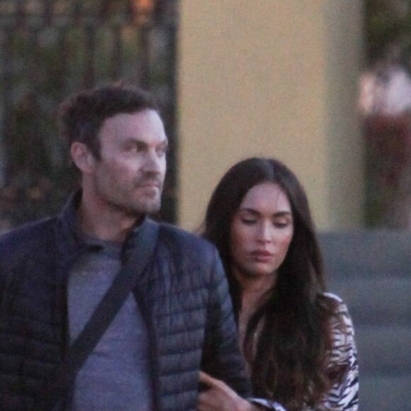 Exclusif - Megan Fox et Brian Austin Green en couple dans les rues de Los Angeles, le 2 avril 2019. Le 25 avril 2019, l'actrice a annulé la demande de divorce qu'elle avait déposée en 2015.