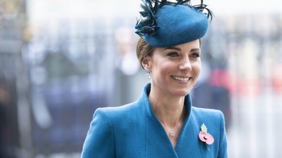 Kate Middleton distinguée par la reine Elizabeth II, un honneur suprême !