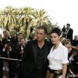 Archives - Vincent Cassel et sa femme Monica Bellucci - Marches du film ''Les Indigènes''lors du Festival de Cannes, le 25 mai 2006.