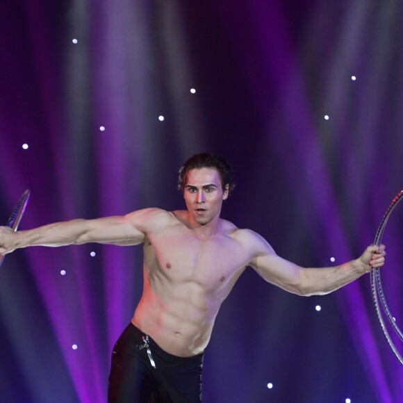 Exclusif - Anton Monastyrsky (Russie) - Enregistrement de la 202ème et dernière émission "Le plus grand cabaret du monde" présentée par P.Sébastien et diffusée le samedi 4 mai sur France 2. Le 16 octobre 2018 © Giancarlo Gorassini / Bestimage