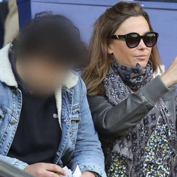 Sandrine Quétier et son fils Gaston - People au match de Ligue 1 entre le Psg contre l'OGC Nice au Parc des Princes à Paris le 4 mai 2019.