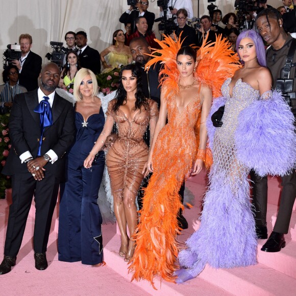 Corey Gamble, Kris Jenner, Kim Kardashian, Kanye West, Kendall Jenner, Kylie Jenner et Travis Scott - Arrivées des people à la 71ème édition du MET Gala (Met Ball, Costume Institute Benefit) sur le thème "Camp: Notes on Fashion" au Metropolitan Museum of Art à New York, le 6 mai 2019.