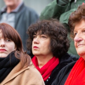 Exclusif - Lou Villafranca, la fille de Maurane, et Jeannie Patureaux, la mère de l'artiste - Inauguration du square Maurane, un an après sa mort, à Schaerbeekprès de Bruxelles, Belgique, le 7 mai 2019. © Alain Rolland / Imagebuzz / Bestimage