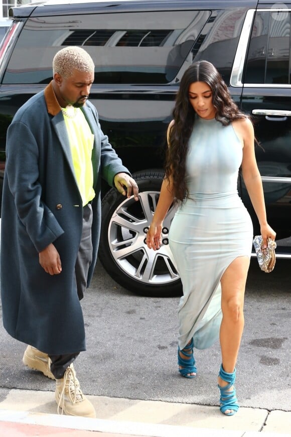 Kim Kardashian et son mari Kanye West sortent de leur hôtel à Miami Le 05 janvier 2019