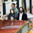 Monica Bellucci et son compagnon Nicolas Lefebvre arrivent au bal masqué Dior à Venise, Italie, le 11 mai 2019.