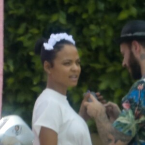 Exclusif - Christina Milian et son compagnon M. Pokora ont été aperçus en train de prendre des photos dans les rues de Los Angeles, le 11 mai 2019.