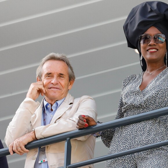 Jacky Ickx et sa femme Khadja Nin - 3ème Monaco E-Prix, Monaco, le 11 mai 2019. © Claudia Albuquerque / Bestimage