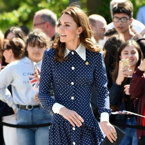 Catherine (Kate) Middleton, duchesse de Cambridge, se rend au Bletchley Park pour assister à l'inauguration d'une exposition dans un bâtiment récemment rénové du Teleprinter Building, à l'occasion de son 75e anniversaire du débarquement. Bletchley, 14 mai 2019.