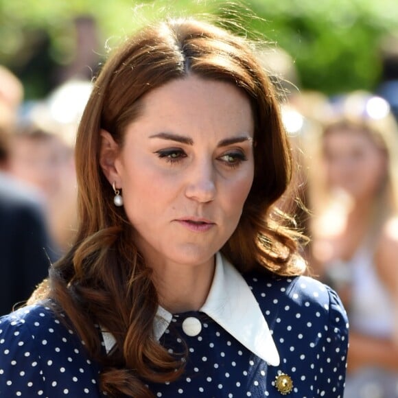 Catherine (Kate) Middleton, duchesse de Cambridge, se rend au Bletchley Park pour assister à l'inauguration d'une exposition dans un bâtiment récemment rénové du Teleprinter Building, à l'occasion de son 75e anniversaire du débarquement. Bletchley, 14 mai 2019.