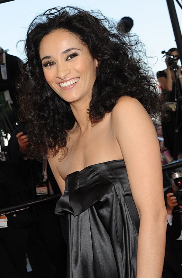 La comédienne Rachida Brakni est ambassadrice de L'Oréal depuis 2007.
