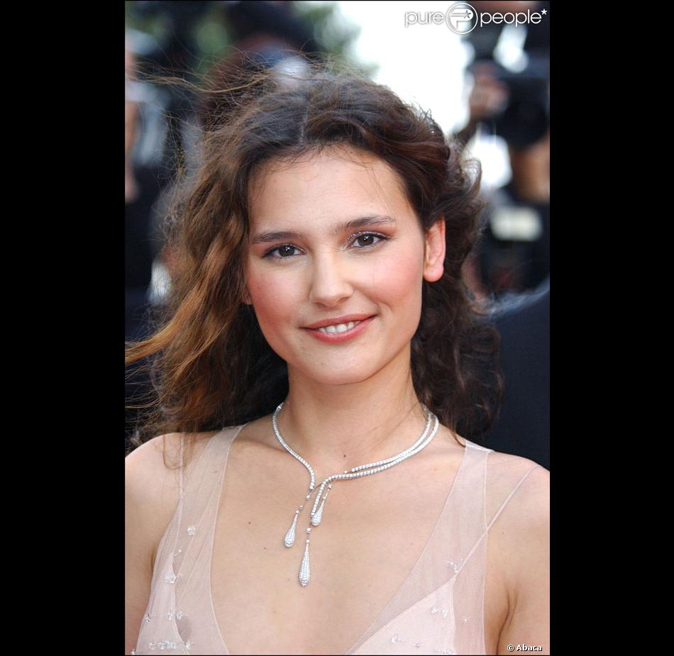 La Jolie Comedienne Virginie Ledoyen Etait Ambassadrice De L Oreal En 1999 Purepeople