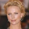 L'actrice sud-africaine Charlize Theron était ambassadrice de L'Oréal en 2002