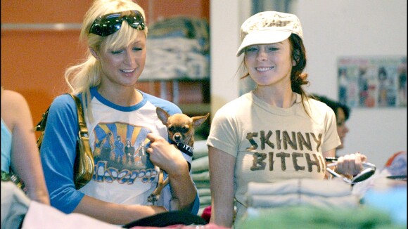 Paris Hilton lynche Lindsay Lohan, qu'elle trouve "nulle et gênante"