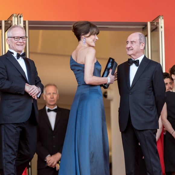 Thierry Frémaux, Carla Bruni Sarkozy et Pierre Lescure - Montée des marches du film "Les Misérables" lors du 72ème Festival International du Film de Cannes. Le 15 mai 2019 © Jacovides-Moreau / Bestimage