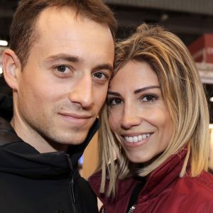 Hugo Clément et Alexandra Rosenfeld (Miss France 2006) lors du salon du livre de Paris le 16 mars 2019. © Cédric Perrin/Bestimage