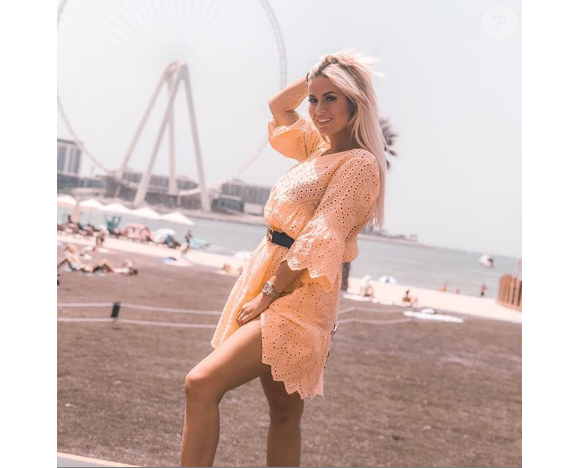 Carla Moreau enceinte et divine à Dubaï - Instagram, 14 mai 2019