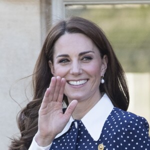 Catherine (Kate) Middleton, duchesse de Cambridge, se rend au Bletchley Park pour assister à l'inauguration d'une exposition dans bâtiment récemment rénové du Teleprinter Building, à l'occasion de son 75e anniversaire du débarquement. Bletchley, le 14 mai 2019.