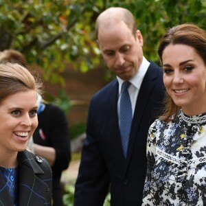 Kate Middleton, duchesse de Cambridge, a fait visiter son jardin baptisé "Back to Nature" à la princesse Beatrice d'York au "Chelsea Flower Show 2019" à Londres, le 20 mai 2019.