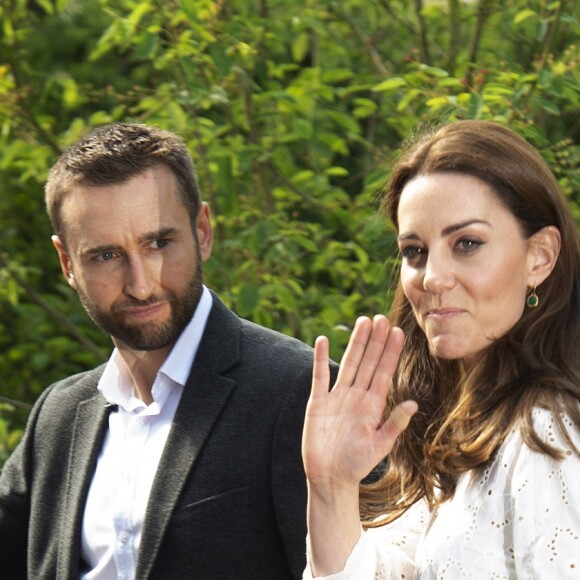 Kate Middleton, duchesse de Cambridge, a accueilli des écoliers dans son jardin baptisé "Back to Nature" au "Chelsea Flower Show 2019" à Londres, le 20 mai 2019, premier jour de l'exposition florale.