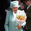 La reine Elisabeth II d'Angleterre visite une réplique d'un entrepôt Sainsbury à l'occasion du 150ème anniversaire du marché de Covent Garden à Londres, Royaume Uni, le 22 mai 2019.