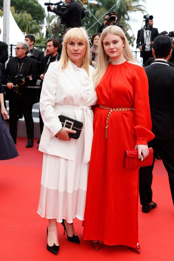 Patricia Arquette, sa fille Harlow Olivia Calliope - Montée des marches du film "Sibyl" lors du 72ème Festival International du Film de Cannes. Le 24 mai 2019 © Borde / Bestimage