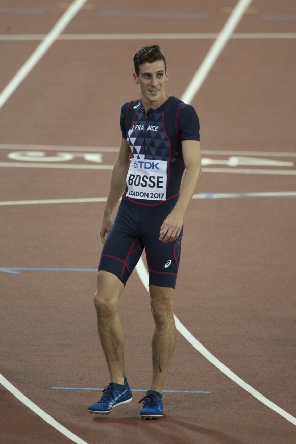Le Français Pierre-Ambroise Bosse, champion du monde du 800m lors des Championnats du monde d'athlétisme 2017 au stade olympique de Londres, Royaume Uni, le 8 août 2017.
