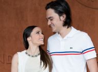 Capucine Anav et Alain-Fabien Delon, très amoureux et lookés à Roland-Garros