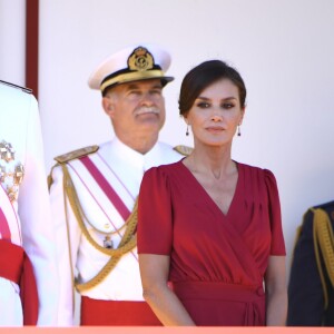 Le roi Felipe VI et la reine Letizia d'Espagne lors du défilé militaire de la Journée des forces armées à Séville, en Espagne, le samedi 1er juin 2019.