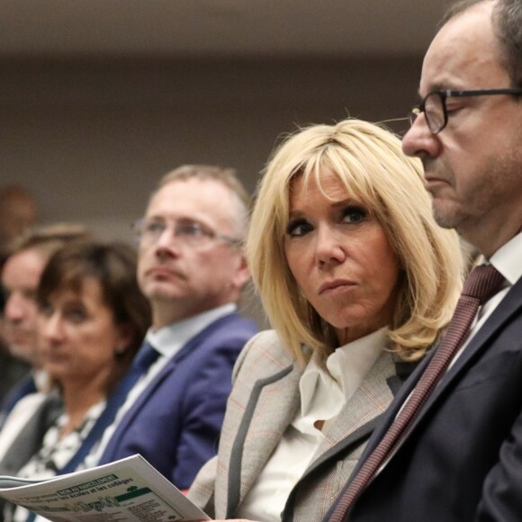 La première dame Brigitte Macron assiste à la 6 ème cérémonie de remise des prix Non au Harcèlement au ministère de l'Education, Paris, France, le 3 juin 2019. © Stéphane Lemouton / Bestimage