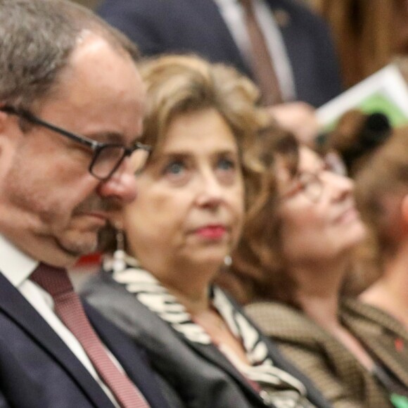 La première dame Brigitte Macron et le ministre de l'Education, Jean-Michel Blanquer assistent à la 6 ème cérémonie de remise des prix Non au Harcèlement au ministère de l'Education, Paris, France, le 3 juin 2019. © Stéphane Lemouton / Bestimage