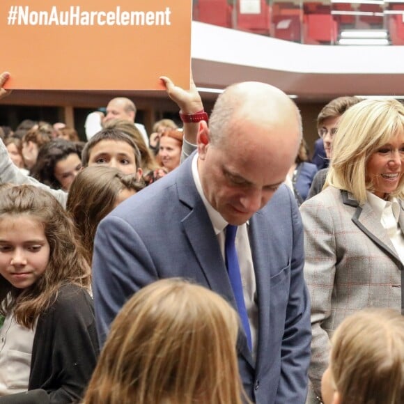 La première dame Brigitte Macron et le ministre de l'Education, Jean-Michel Blanquer assistent à la 6 ème cérémonie de remise des prix Non au Harcèlement au ministère de l'Education, Paris, France, le 3 juin 2019. © Stéphane Lemouton / Bestimage