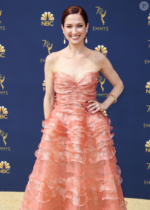 Ellie Kemper lors du photocall lors de la 70ème cérémonie des Primetime Emmy awards au théâtre Microsoft à Los Angeles le 17 septembre 2018.