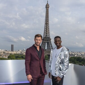 Chris Hemsworth et Ahmed Sylla au photocall du film "Men In Black International" à la Cité de l'architecture et du patrimoine à Paris le 4 juin 2019. © Olivier Borde/Bestimage