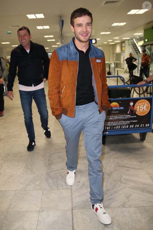 Liam Payne arrive à l'aéroport de Nice en marge du 72ème Festival International du Film de Cannes, le 18 mai 2019.