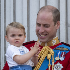 Le prince Louis de Cambridge, troisième enfant du prince William et de Kate Middleton, duchesse de Cambridge, assistait pour la première fois le 8 juin 2019 à la parade Trooping the Colour, depuis le balcon du palais de Buckingham à Londres.