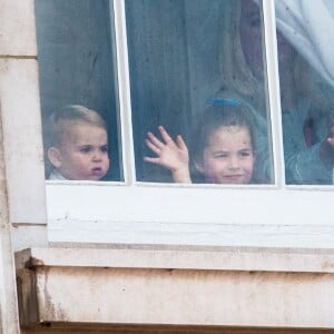 Le prince Louis de Cambridge, troisième enfant du prince William et de Kate Middleton, duchesse de Cambridge, assistait pour la première fois le 8 juin 2019 à la parade Trooping the Colour, depuis le balcon du palais de Buckingham à Londres.