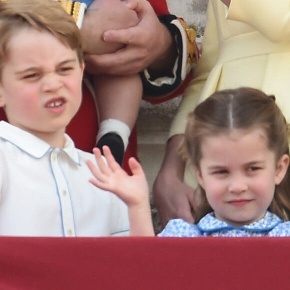 Le prince Louis de Cambridge, troisième enfant du prince William et de Kate Middleton, duchesse de Cambridge, assistait pour la première fois le 8 juin 2019 à la parade Trooping the Colour, depuis le balcon du palais de Buckingham à Londres.