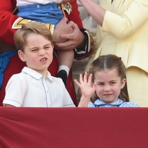 Le prince Louis de Cambridge, troisième enfant du prince William et de Kate Middleton, duchesse de Cambridge, assistait pour la première fois le 8 juin 2019 à la parade Trooping the Colour, depuis le balcon du palais de Buckingham à Londres.