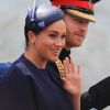 Meghan Markle, duchesse de Sussex, portait une bague d'éternité à l'annulaire de la main gauche, cadeau du prince Harry pour leur premier anniversaire de mariage, lors de la parade Trooping the Colour à Londres le 8 juin 2019.