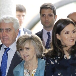 La reine Letizia d'Espagne (en robe Massimo Dutti) lors de la cérémonie de remise des Prix du comité espagnol de l'UNICEF 2019 le 11 juin 2019 au siège du Conseil supérieur de la recherche scientifique à Madrid.