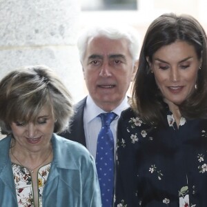 La reine Letizia d'Espagne (en robe Massimo Dutti) lors de la cérémonie de remise des Prix du comité espagnol de l'UNICEF 2019 le 11 juin 2019 au siège du Conseil supérieur de la recherche scientifique à Madrid.