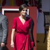 La reine Letizia d'Espagne portait une robe Cherubina lors du défilé militaire de la Journée des forces armées à Séville, le samedi 1er juin 2019.