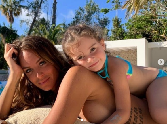 Sur Instagram, Jade Lagardère a partagé des photos de son séjour à Ibiza, en mai et juin 2019.